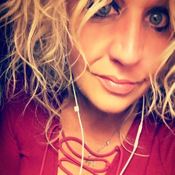 Meet your Posher, Jodi - Picture 3 of 8